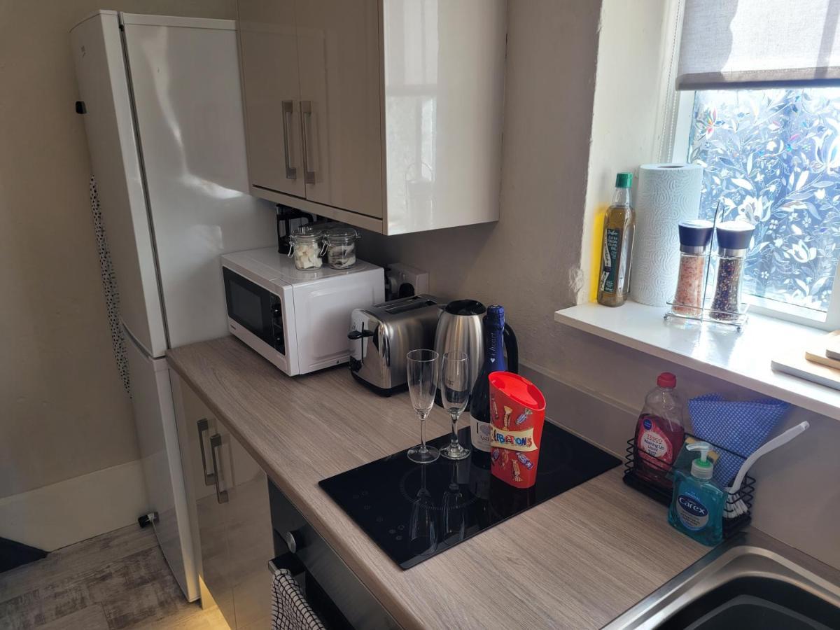 Carlisle Central, Cute Studio Appt, The Cupboard Exterior photo